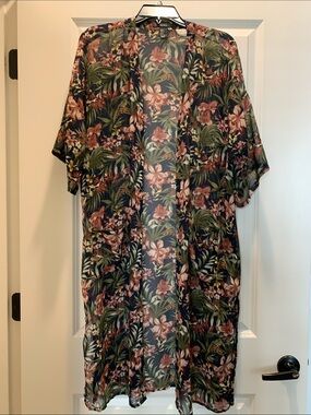 Forever 21 Tropical Floral Sheer Kimono